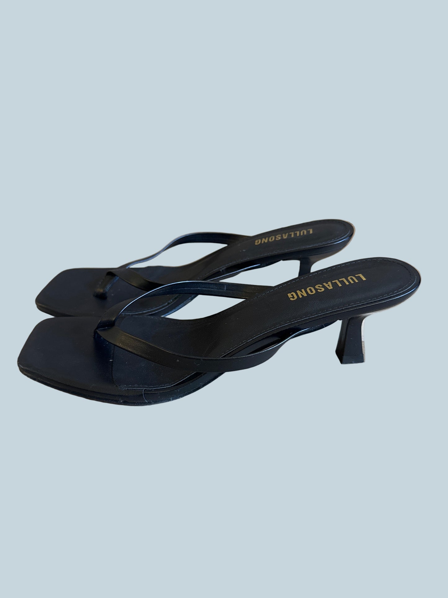 Lullasong Women Kitten-heeled Slide sandals. Like New. Size 9.5