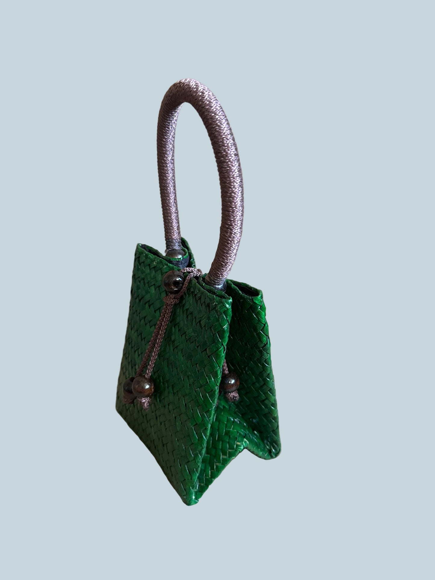 Hand-woven mini straw bag. Like New. Green
