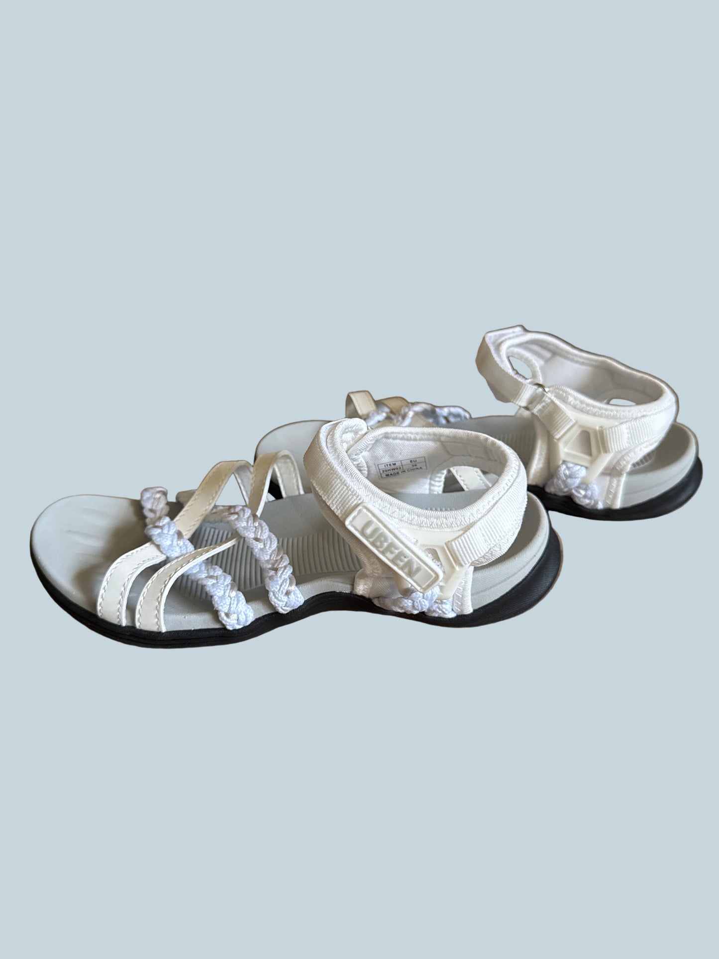 Ubfen. Women Hiking Sandals Shoe. Like New. Size 36