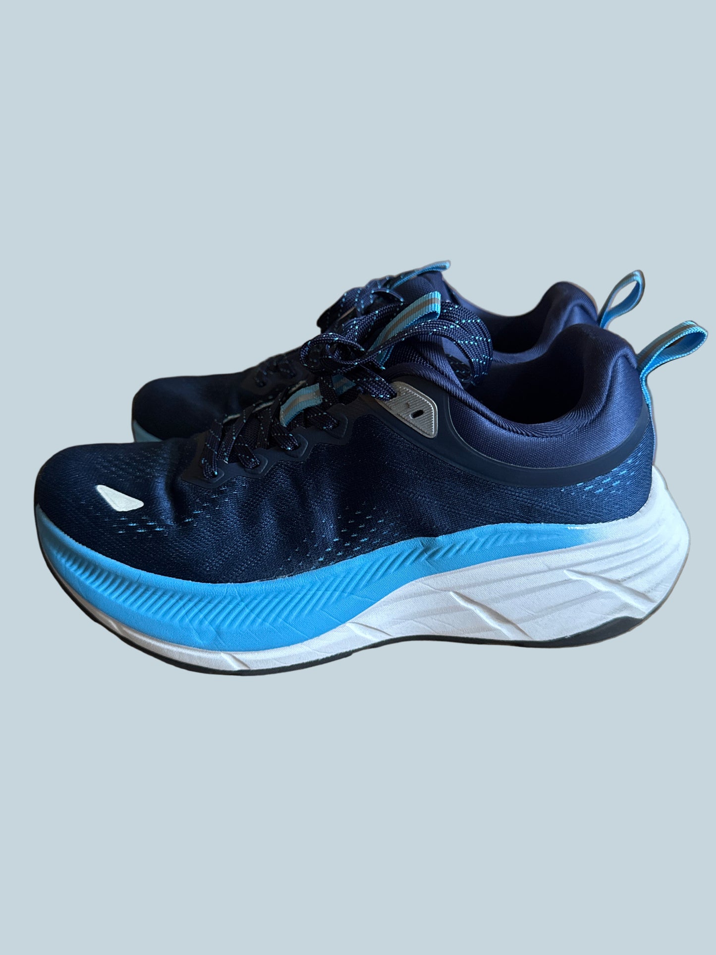 Nortiv8 Men Women walking / Running Shoe. Like New. Size 10.5