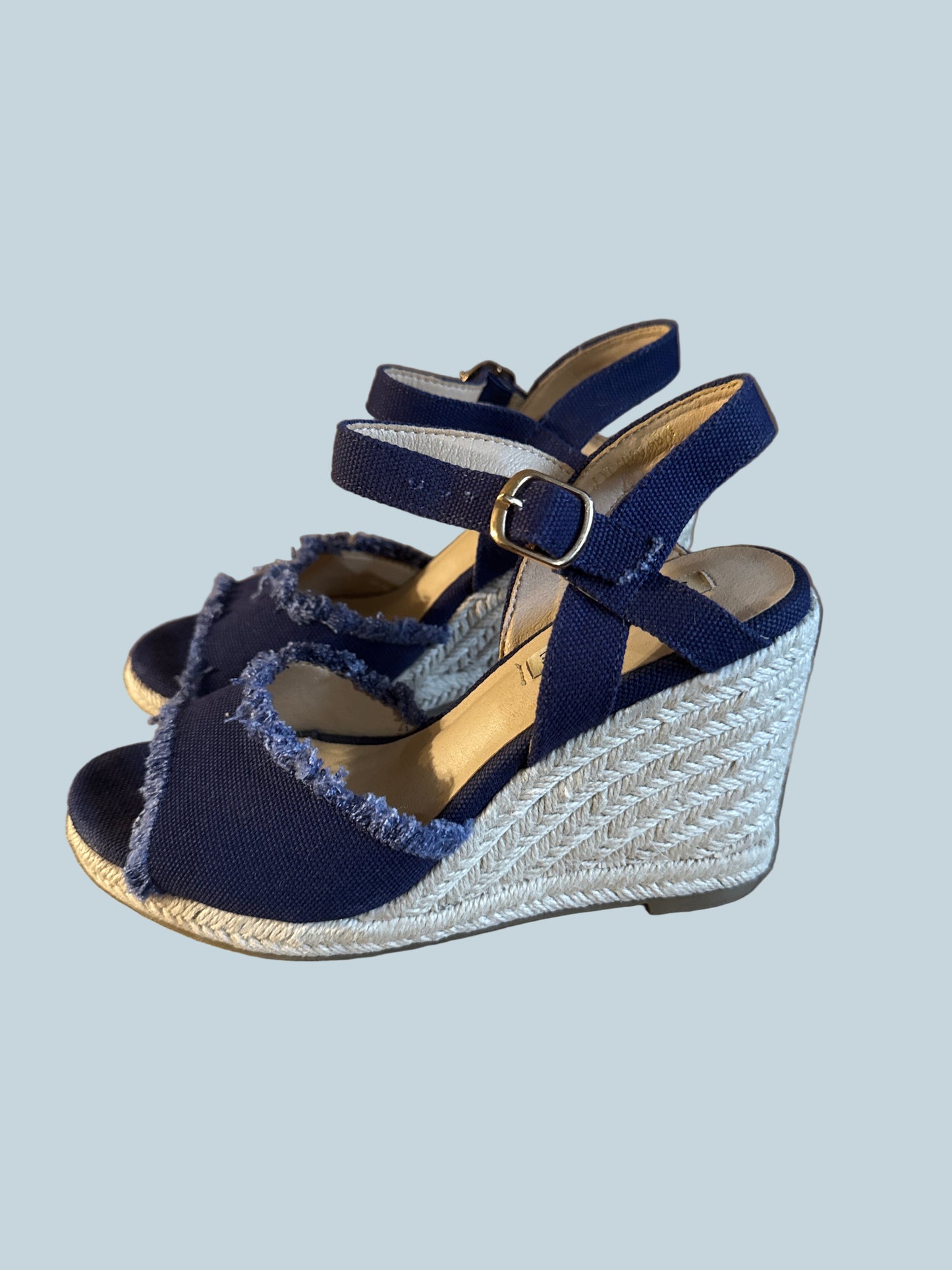 Joy In Love Women Shoe Sandals. Secondhand. Size 6