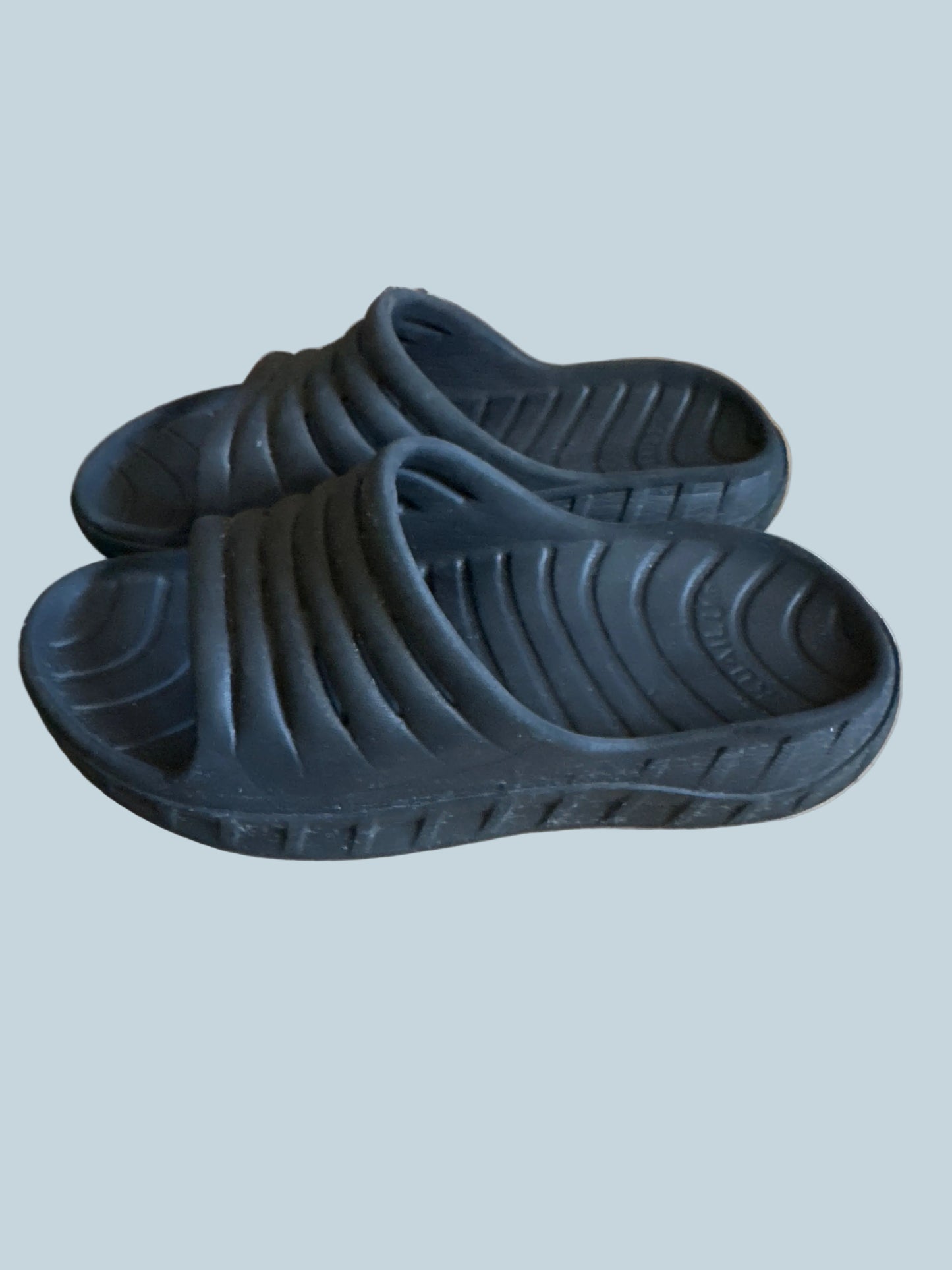 Men Slide Shoe Sandals. Secondhand. Size 8