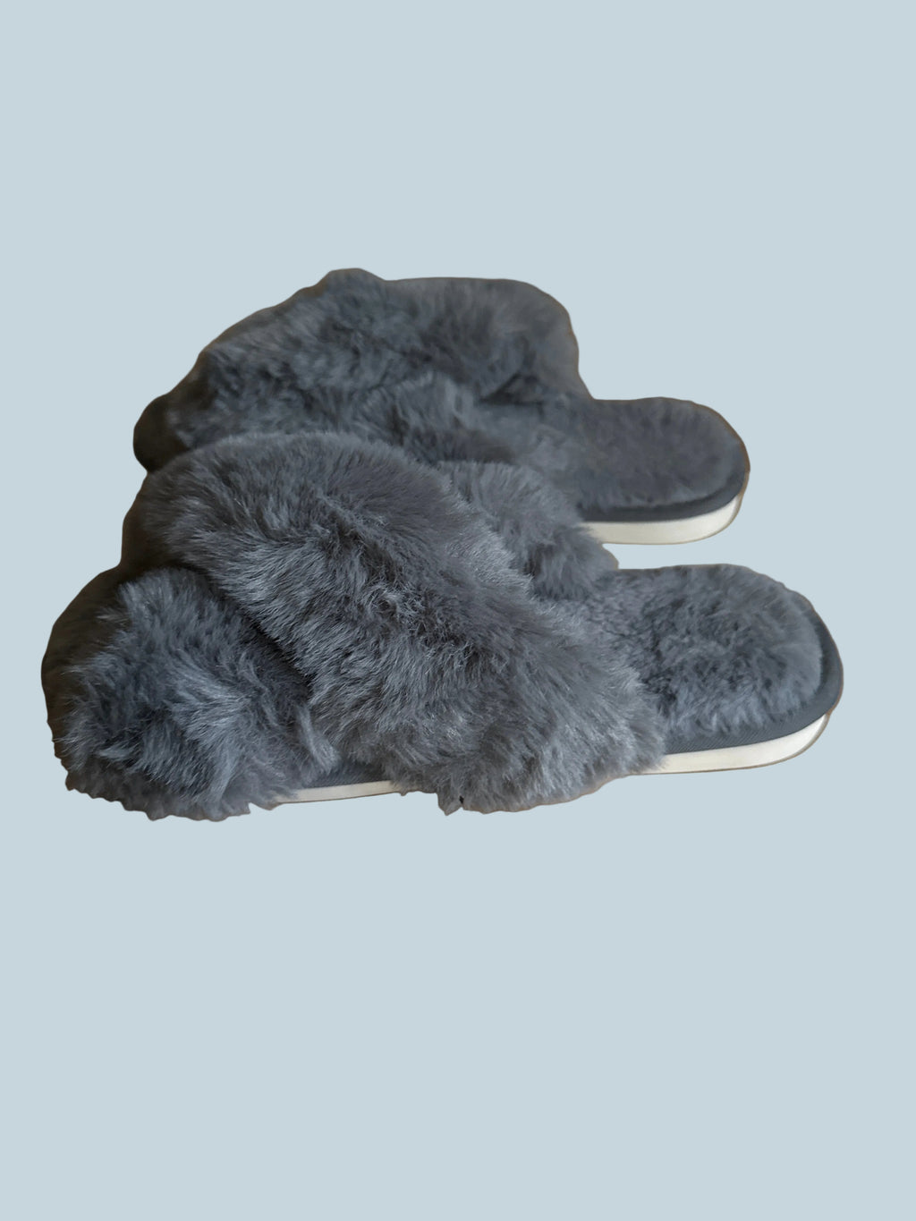 Women Slipon Shoe Slippers. Like New. Size 7-8