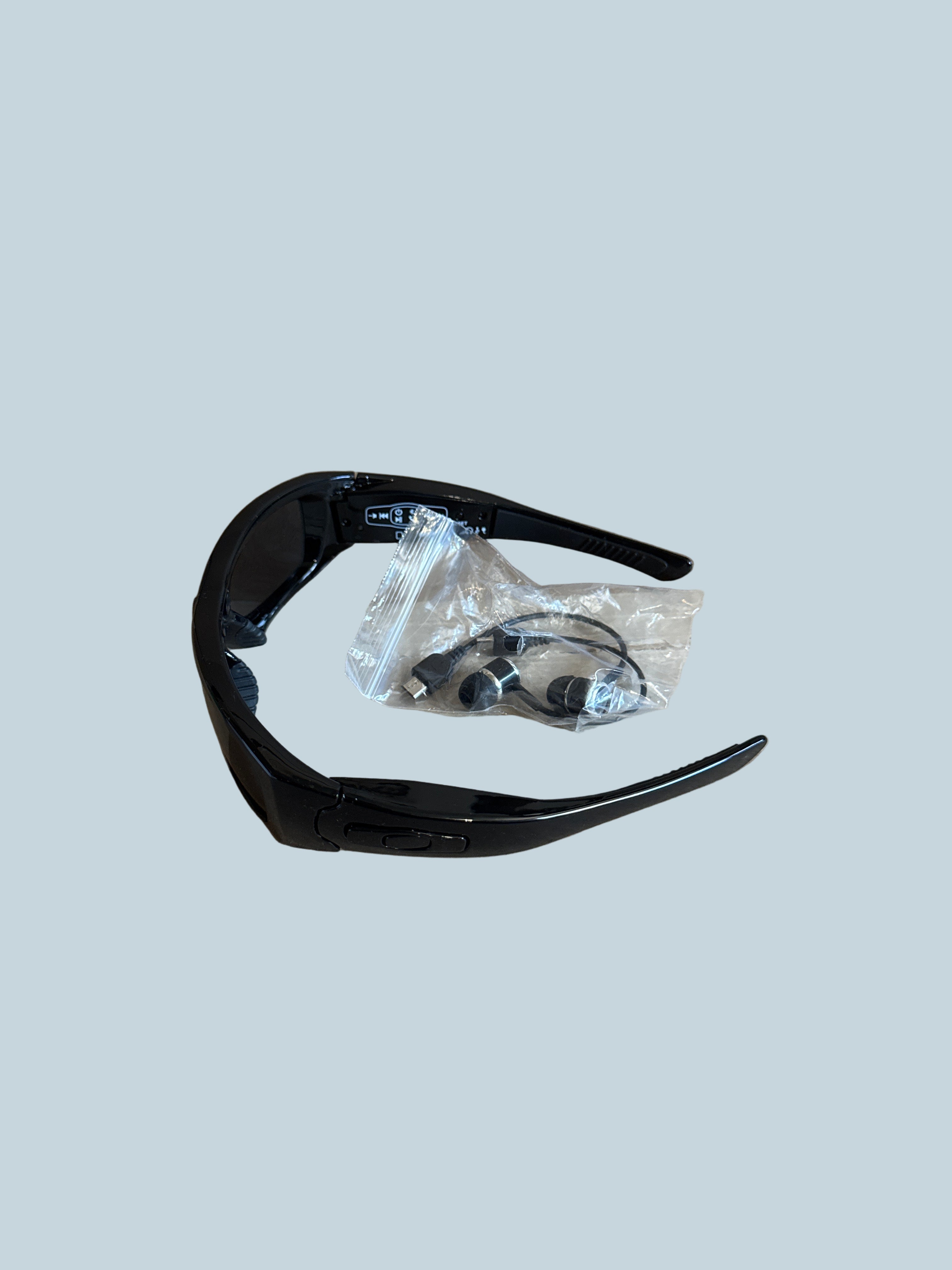 Sports multidimensional sunglasses. Like New. Video & Photo & PC Camera