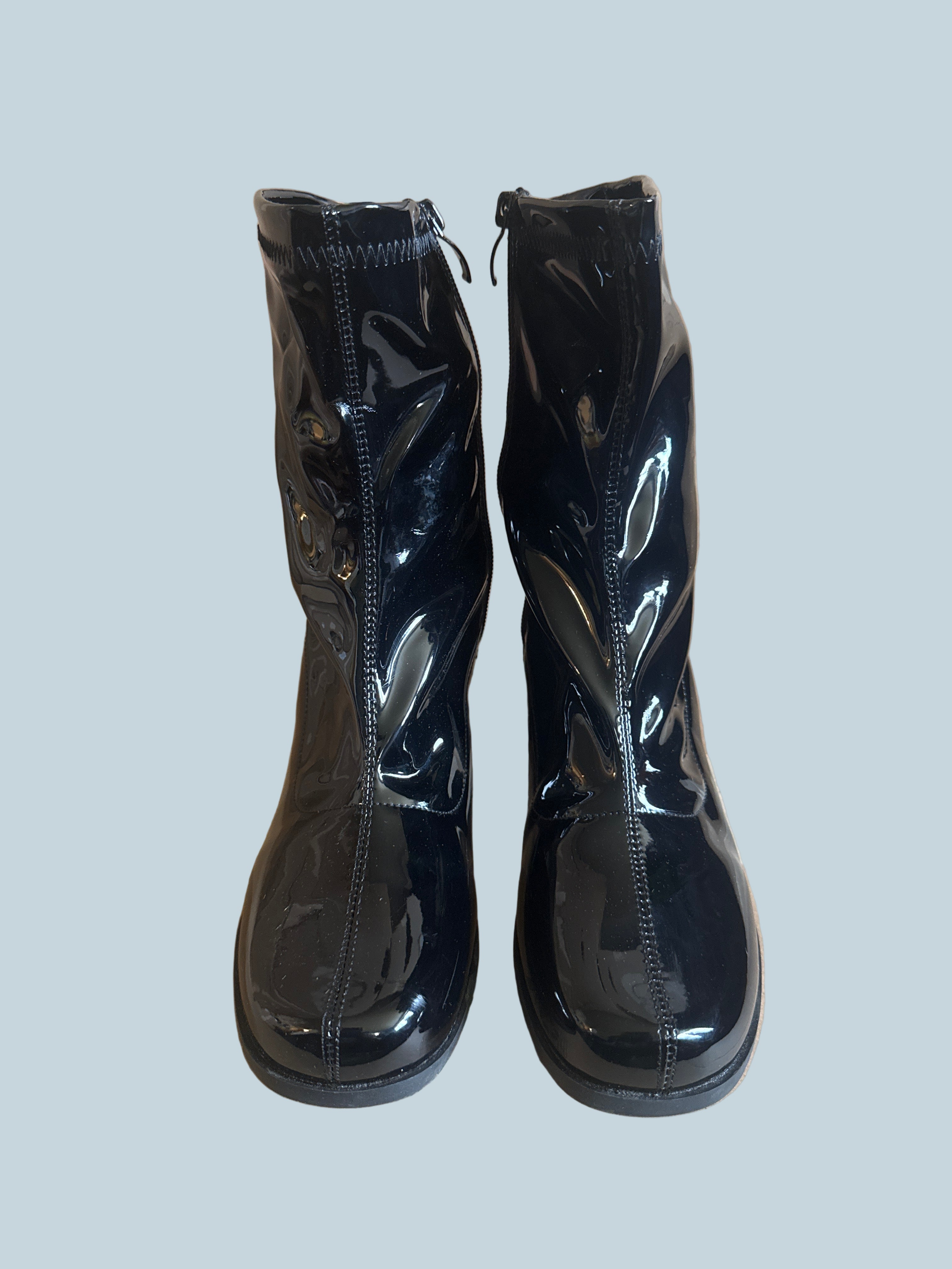 Women Below knee-high boot. Secondhand. Size 40