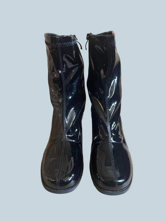 Women Below knee-high boot. Secondhand. Size 40