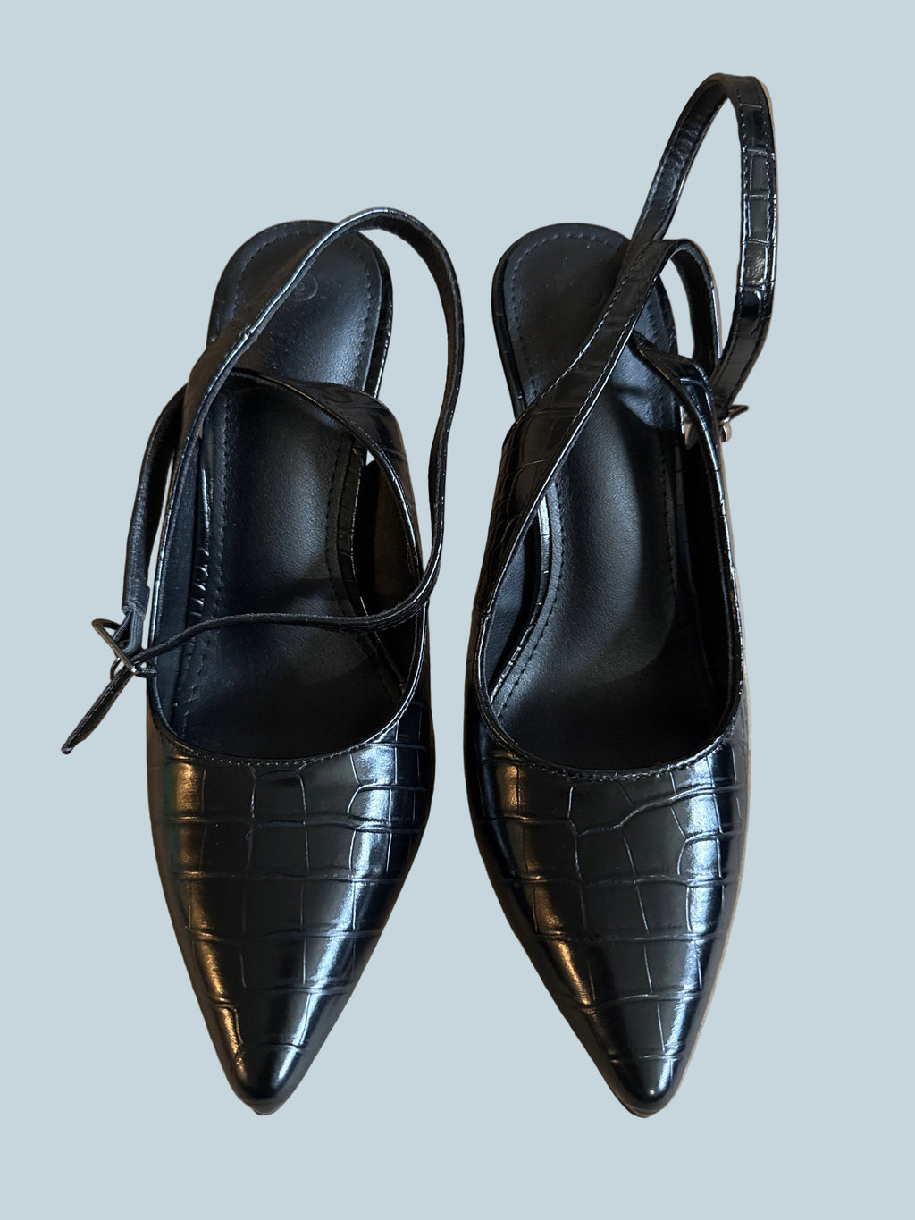 Women Heeled Slingback Pump. Like New. Size 6