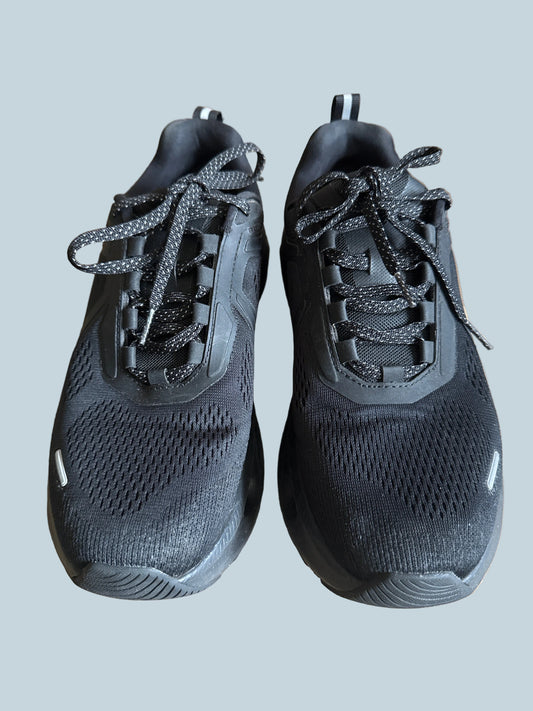 Nortiv8. Men Women Athletic Shoe. Seconhand. Size 9.5