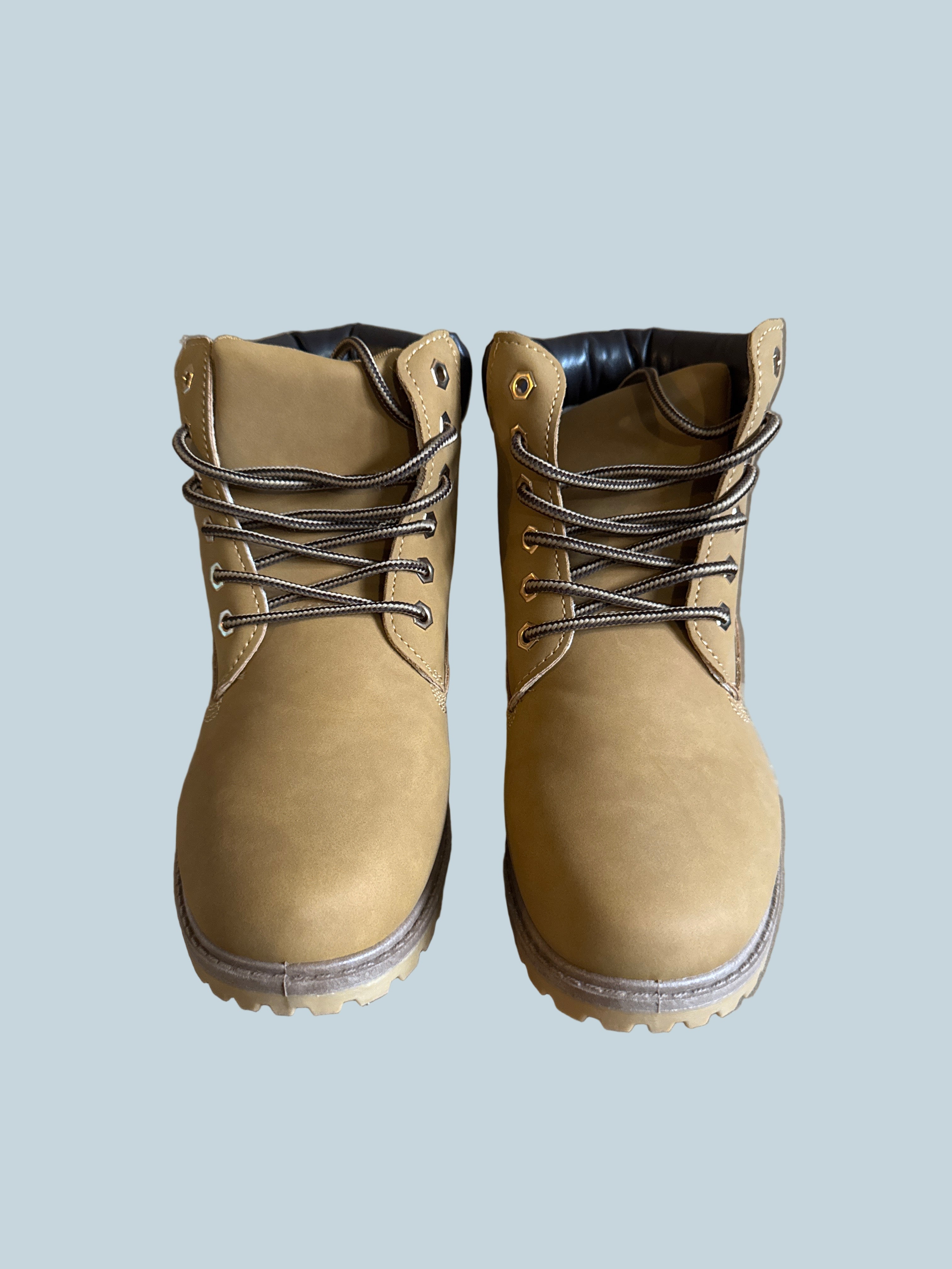 Sofysofy. Men Work Shoe. Like New. Size 38