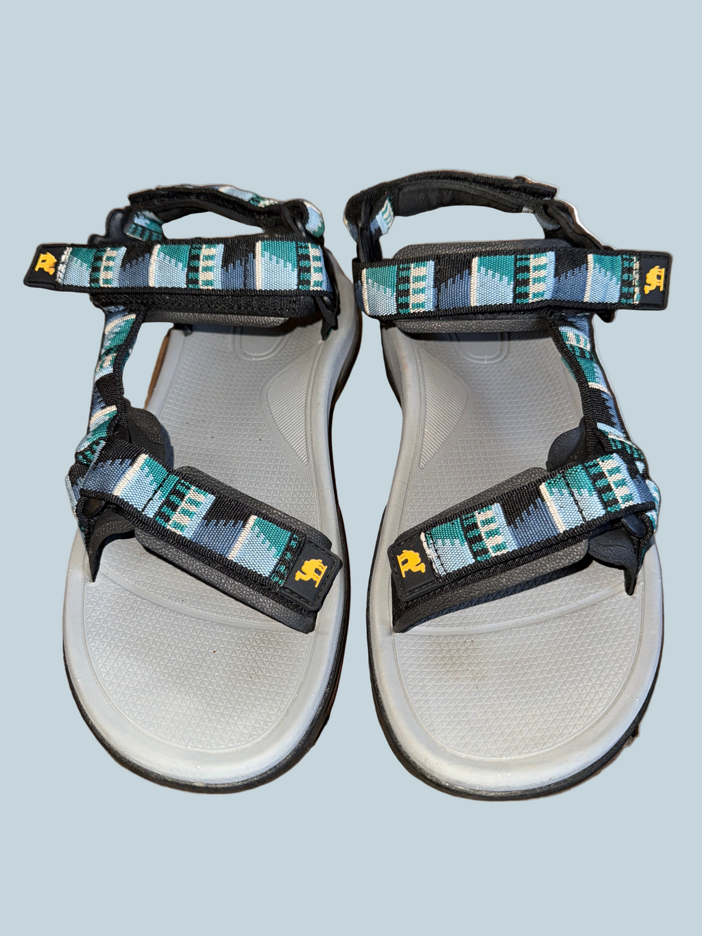 Camel Crown Men Hiking Shoe Sandals. Like New. Size 10