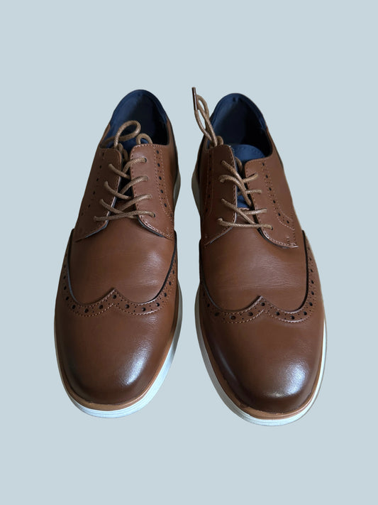 Meridos. Men Dress Shoe. Like New. Size 10.5
