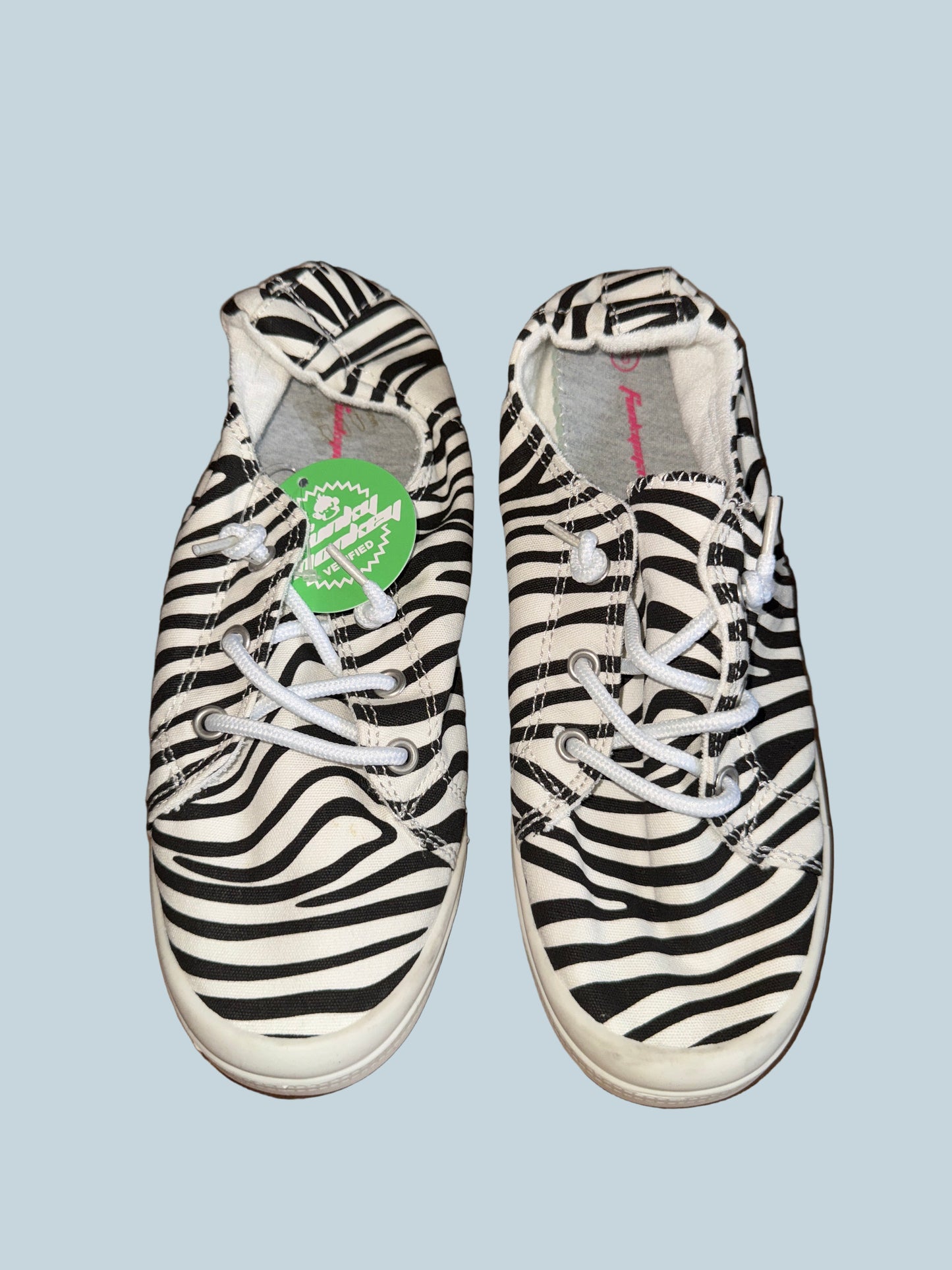 Funky Monkey Men Women Slipon Shoe Canvas. Like New. Size 8