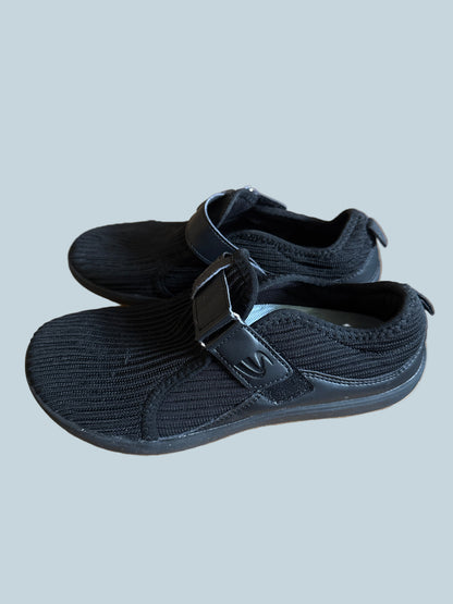 Men Barefoot Walking Shoes. Second hand. Size 40