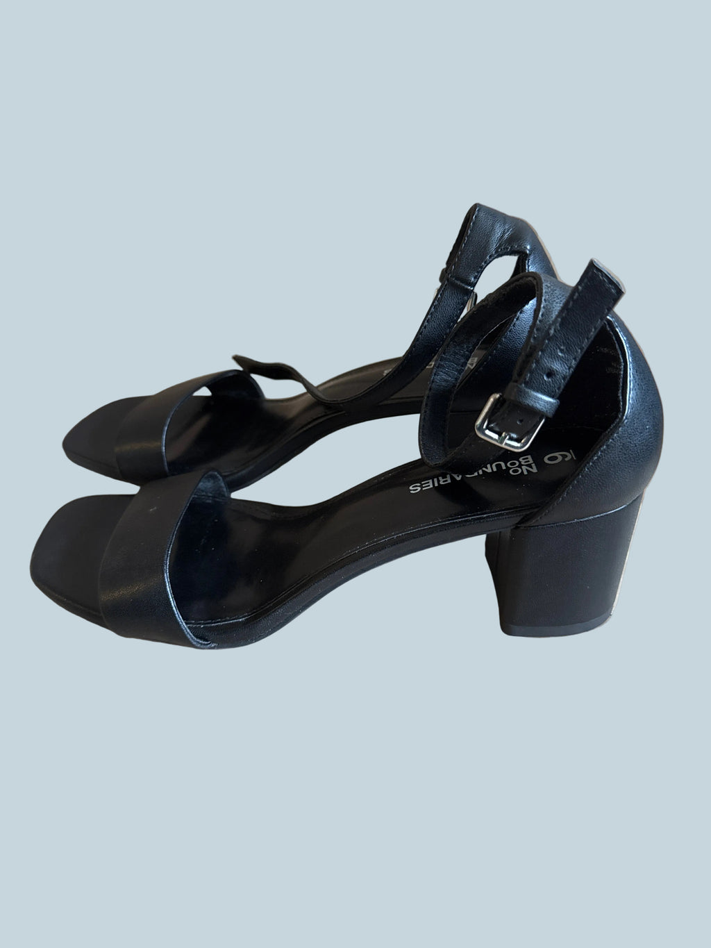 Boundaries Women Block Heeled Sandals. Size 9