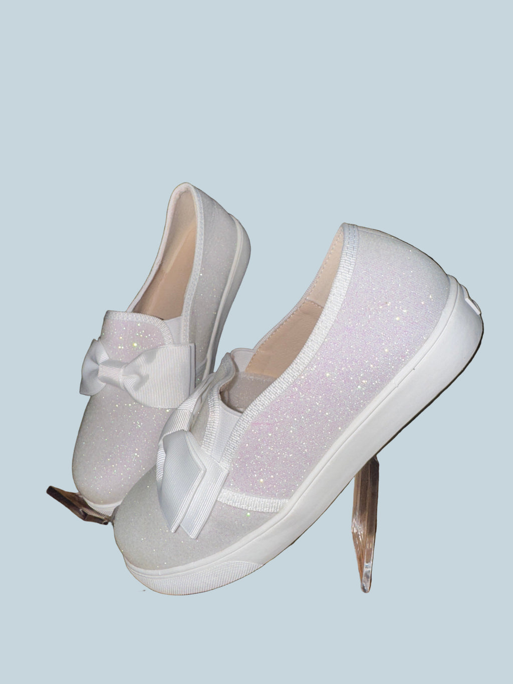 Dadawen Kids Girl Slip-on glitter Shoe Sneakers. Like New. Size 34