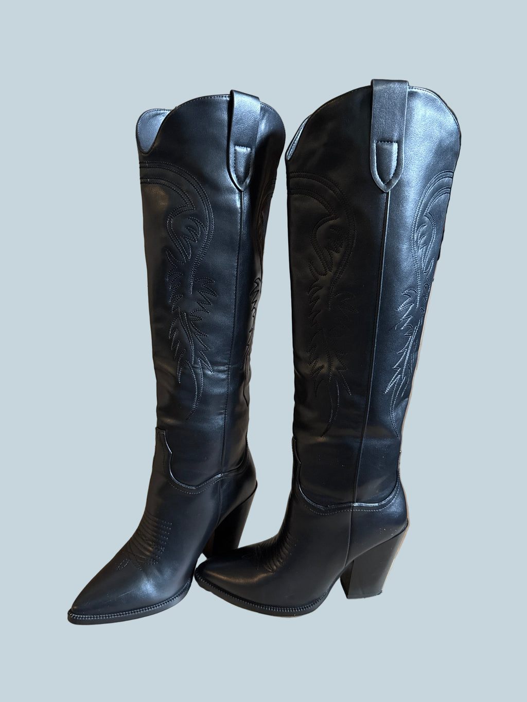 Isnom Women Cowboy Knee-high boot. Secondhand. Size 7