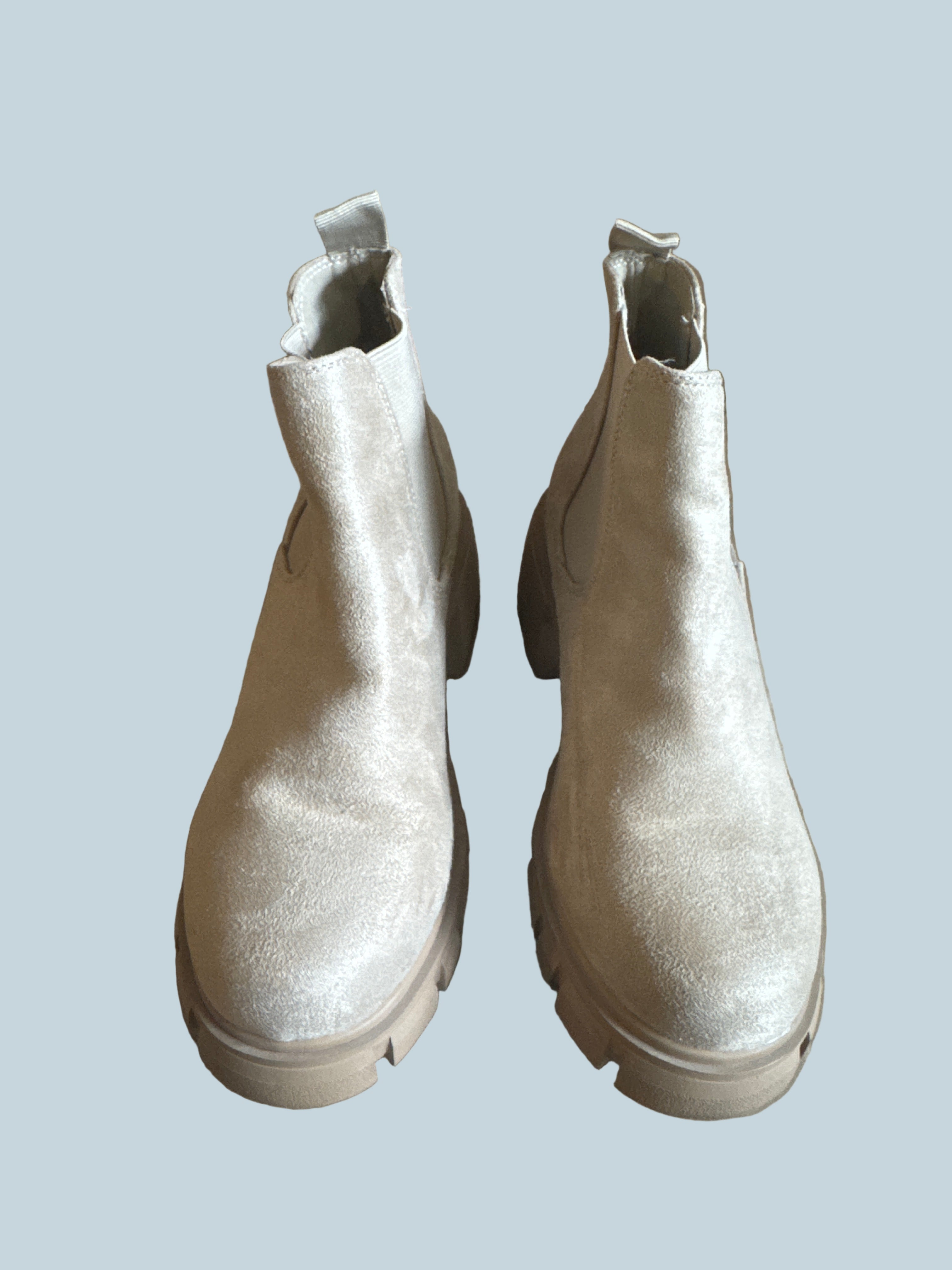 Soda Women Platform Ankle Boots. Like New. Size 7