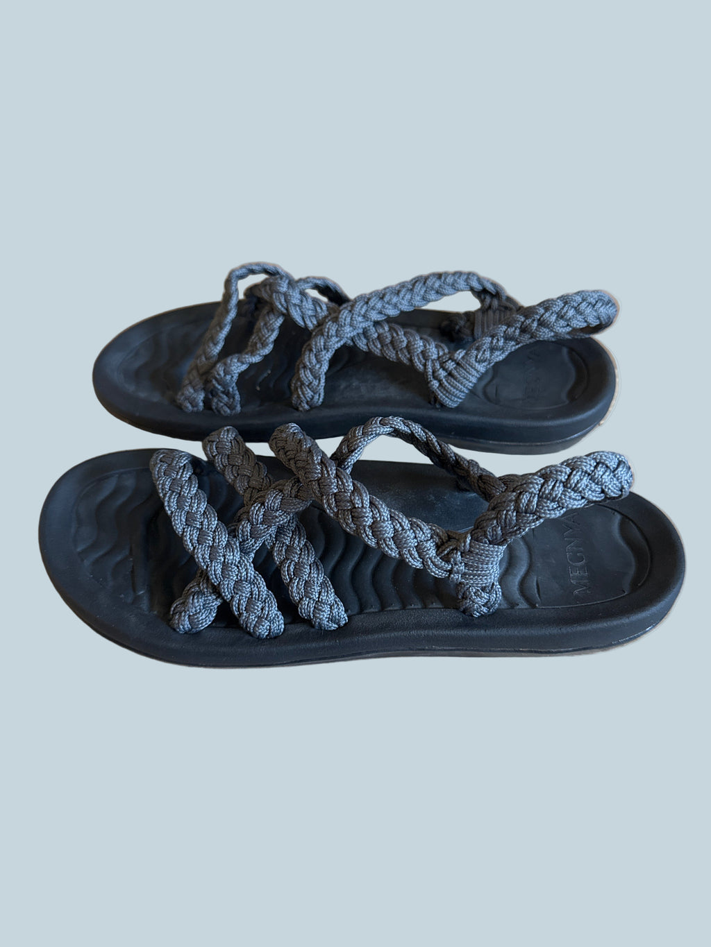 Megnya Women Hiking Shoe Sandals. Secondhand. Size 39