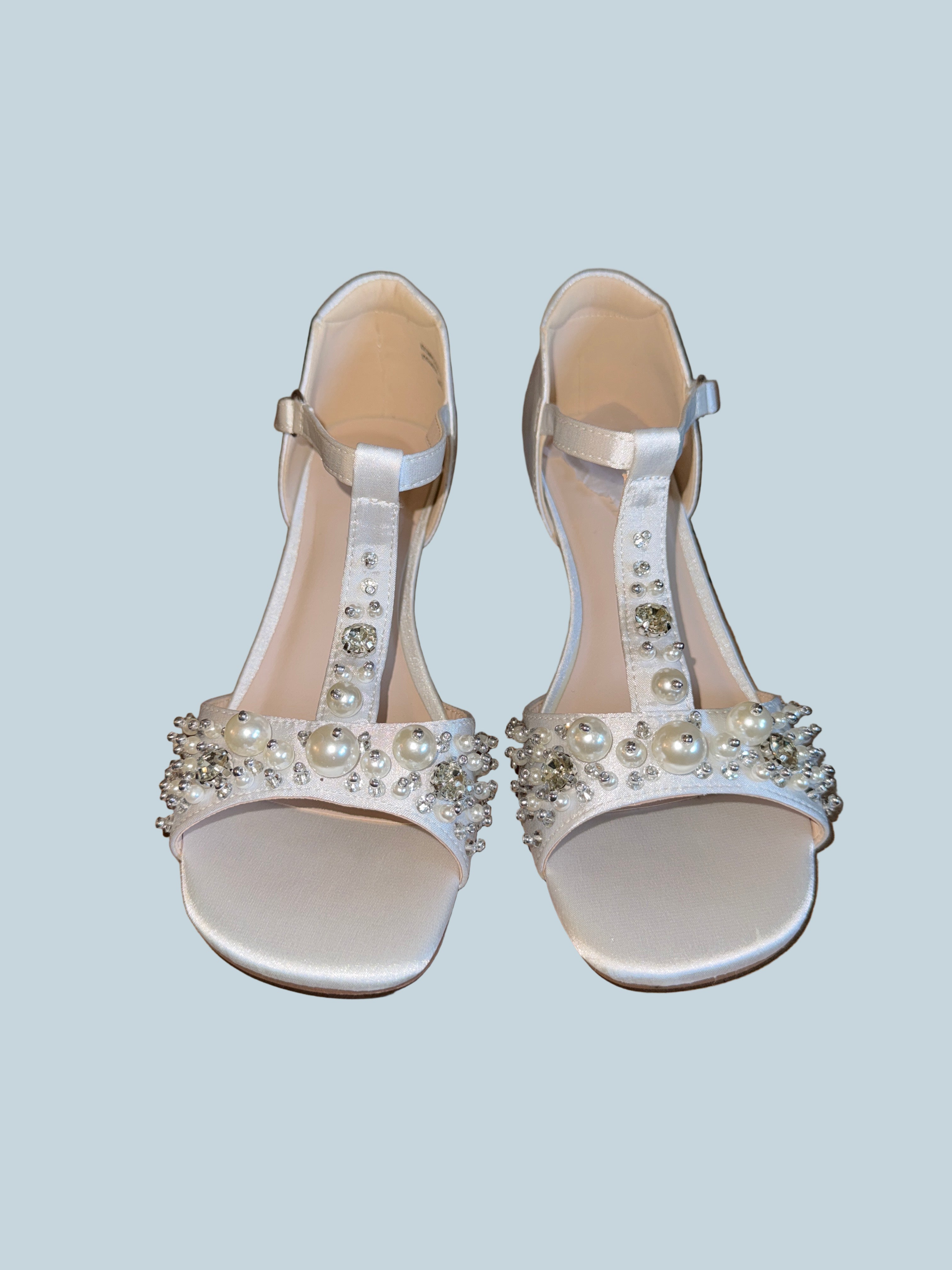 Dream Pairs Kids Girls shoes. Like New. Size 4