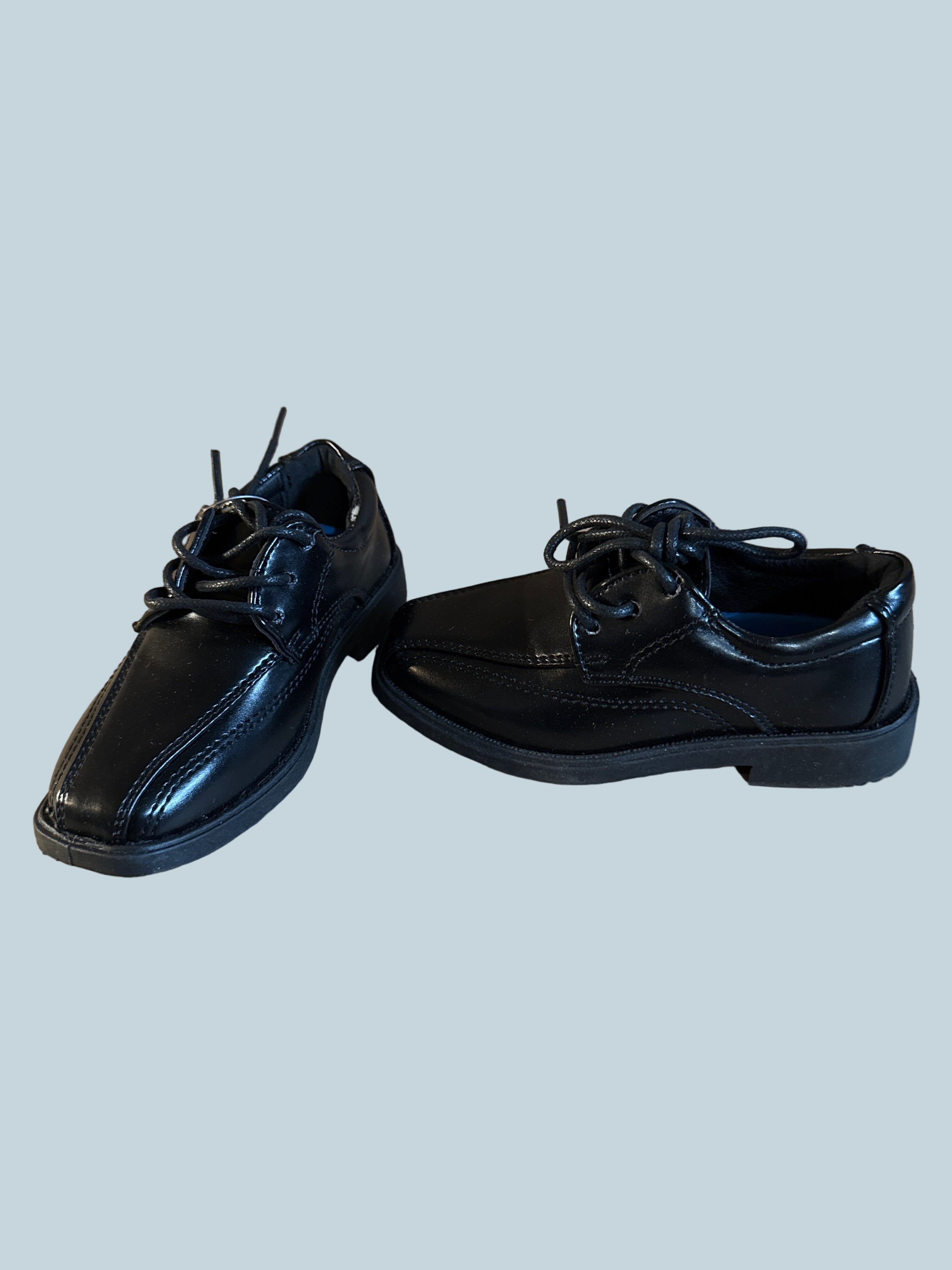 French Toast Kids Boys Dress Shoe. Like New. Toddler Size 7