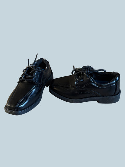 French Toast Kids Boys Dress Shoe. Like New. Toddler Size 7