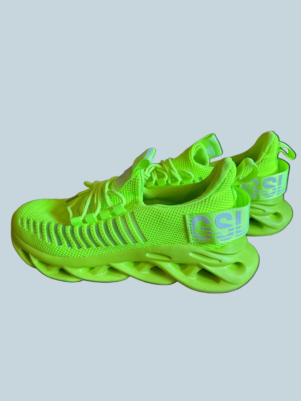 Gslmoln Men Women Safety Shoe Sneakers. Like New. Size 40.