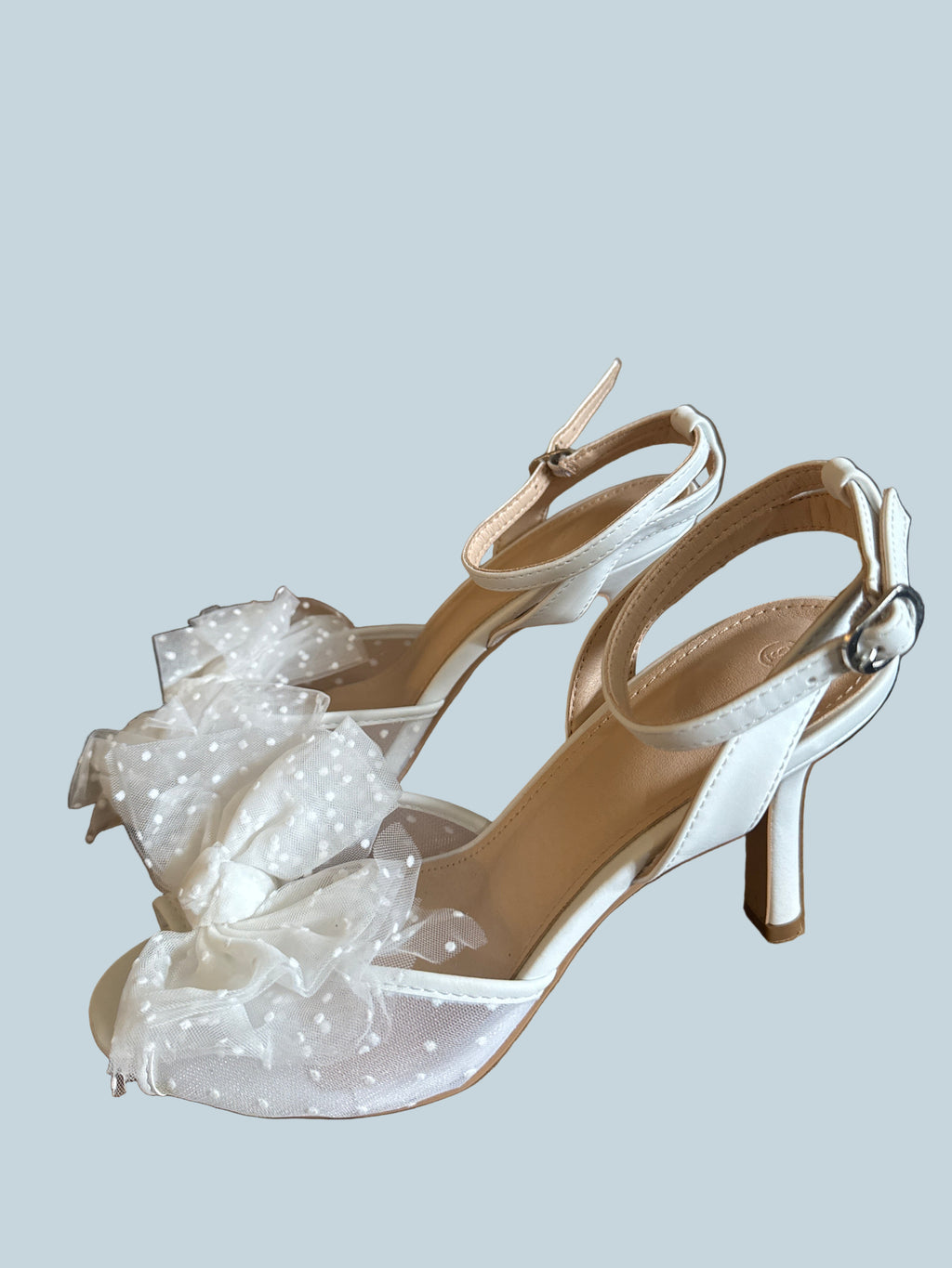 Coutgo Women Kitten Heeled Wedding Shoe. Secondhand. Size 6