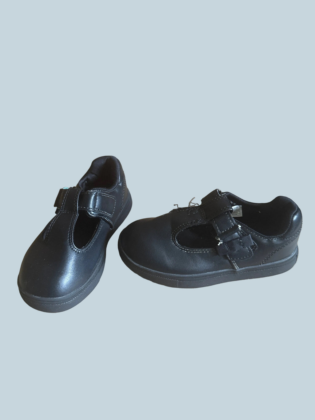 Dream Pairs Girls T-Strap Shoe Flat. Secondhand. Toddler Size 9