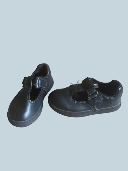 Dream Pairs Girls T-Strap Shoe Flat. Secondhand. Toddler Size 9