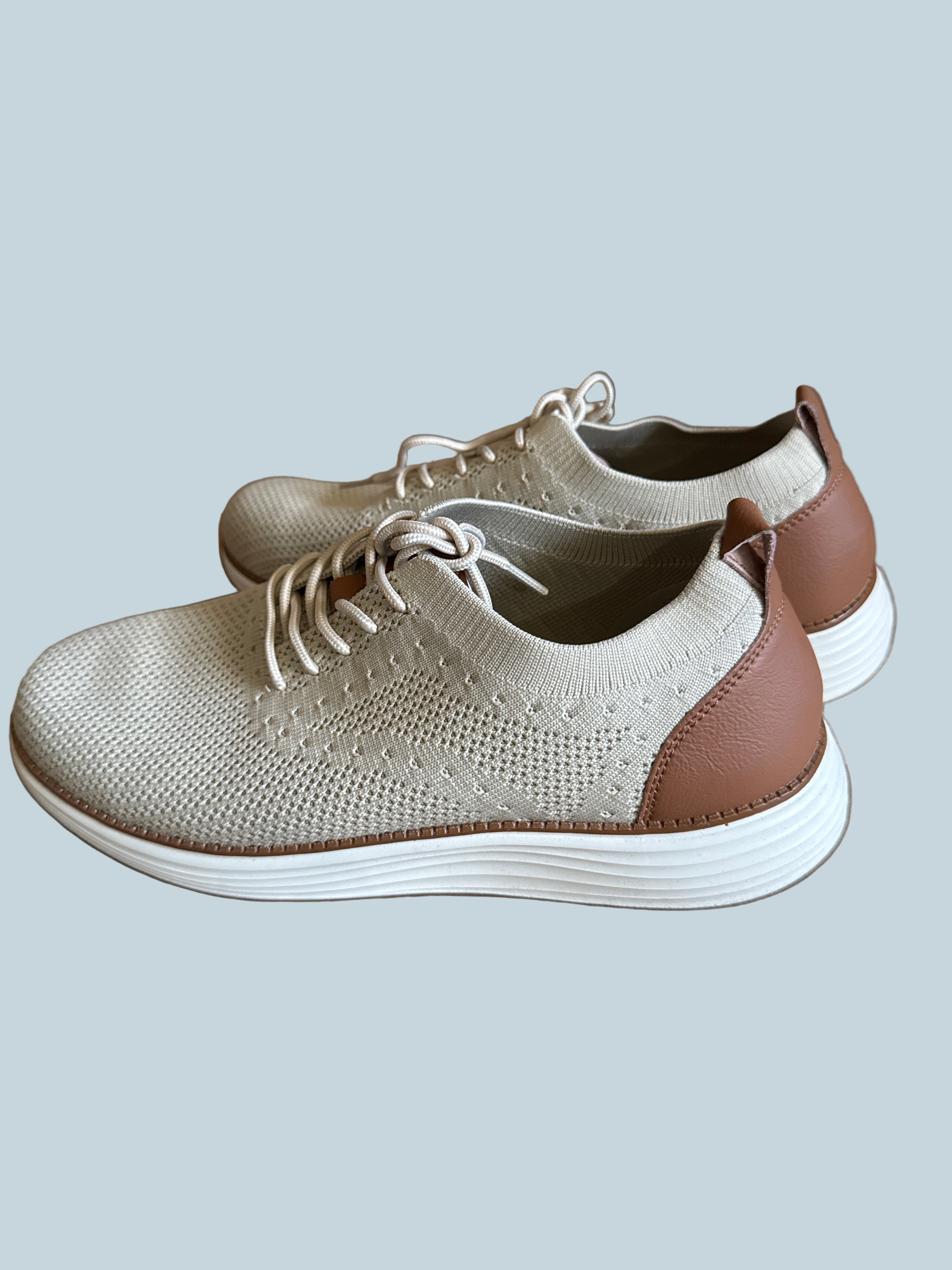 Vilocy Men Casual Sneakers. Like New. Size 43