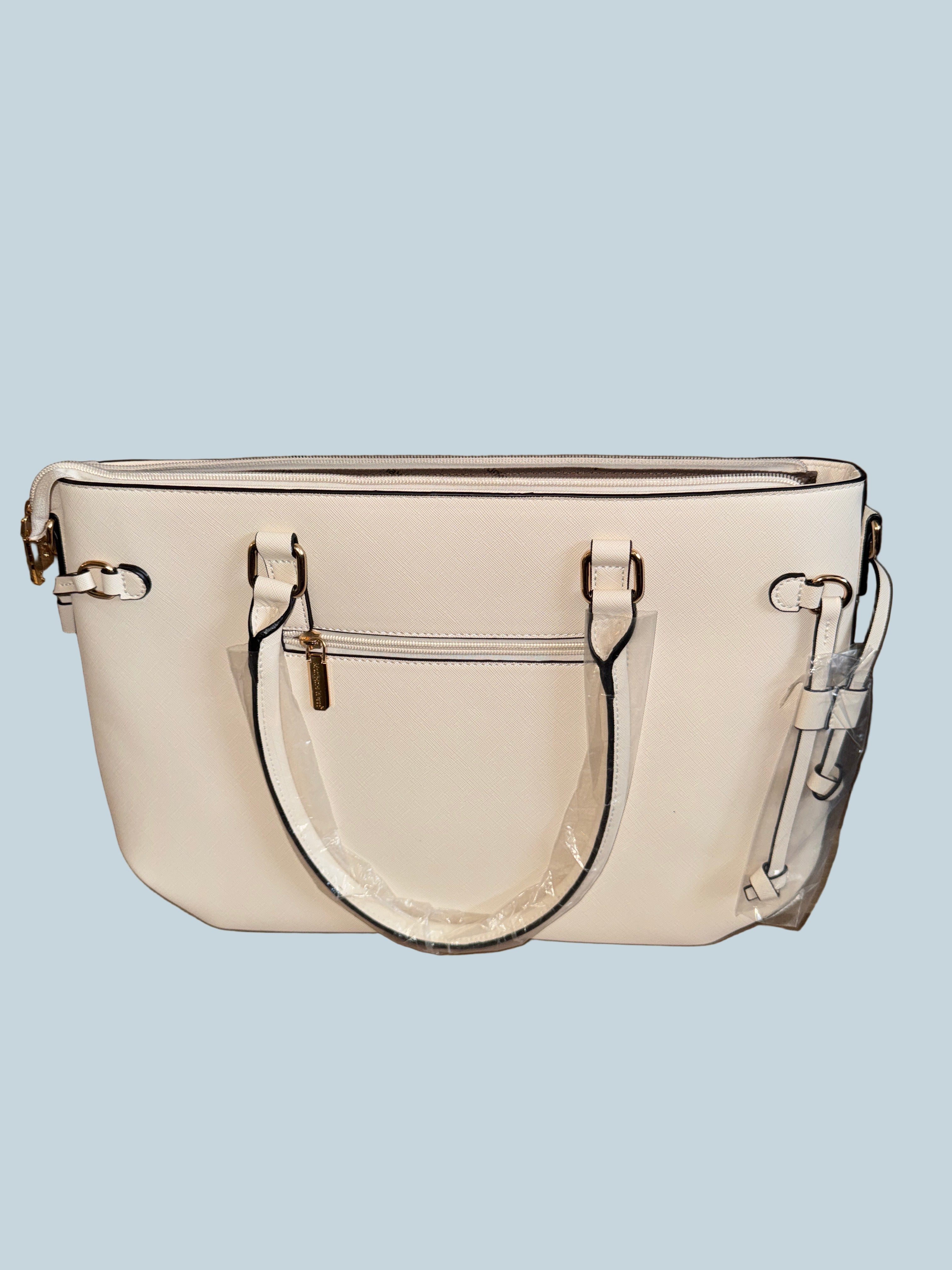 Montanawest Bag With Purse. Like New