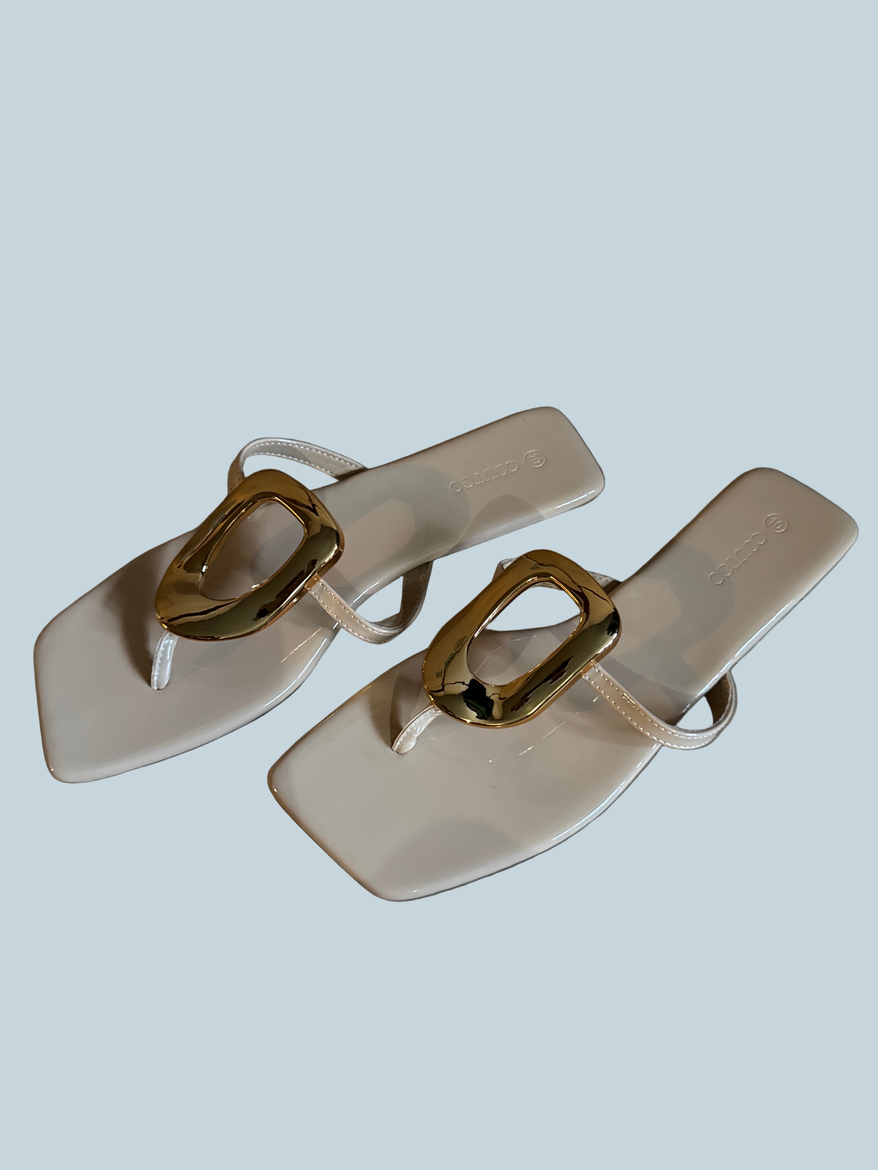 Coutigo Women Slide Shoe Sandals. Like New. Size 10