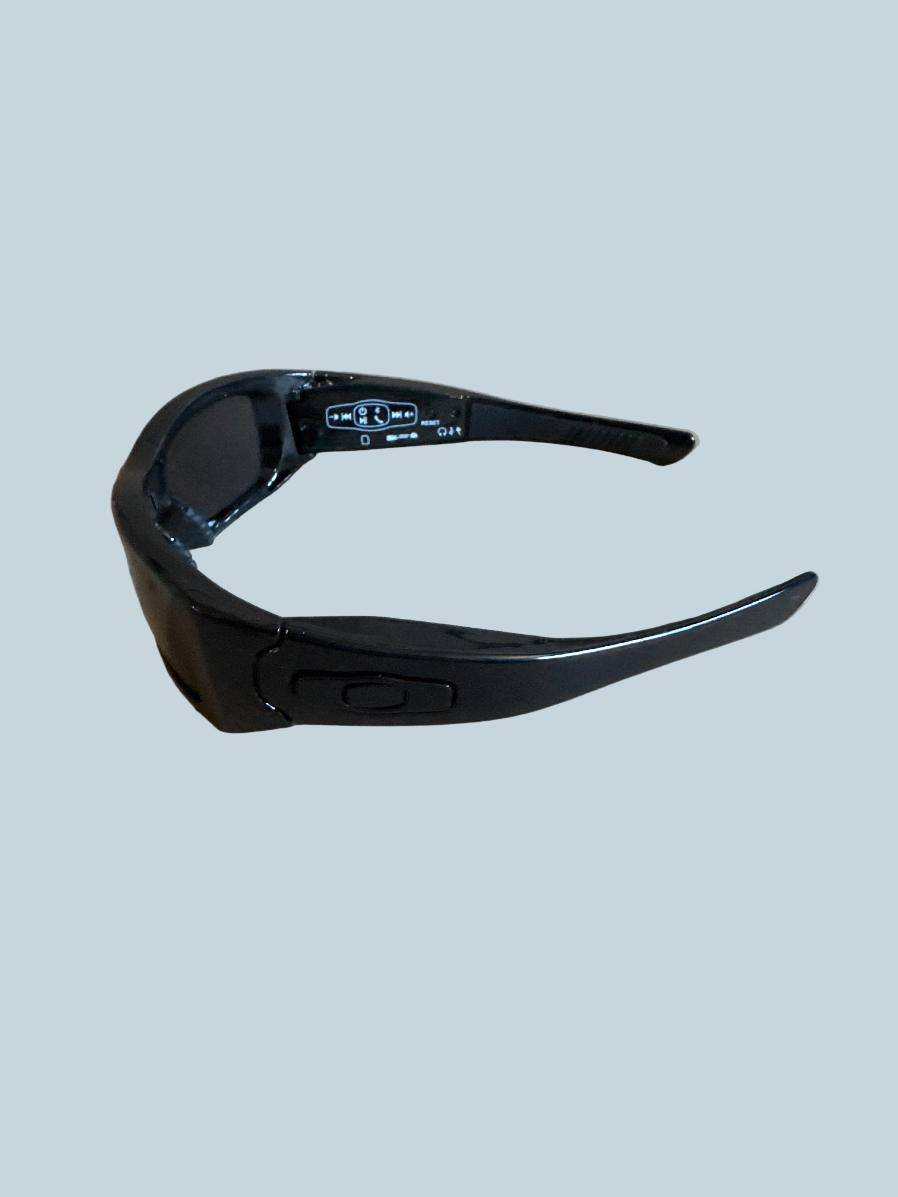 Sports multidimensional sunglasses. Like New. Video & Photo & PC Camera