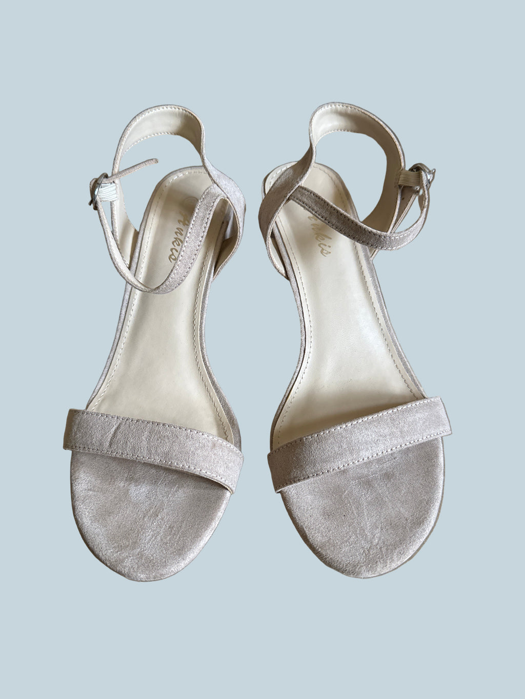 Ankis Women Block Heeled Shoe Sandals. Like New. Size 8.5