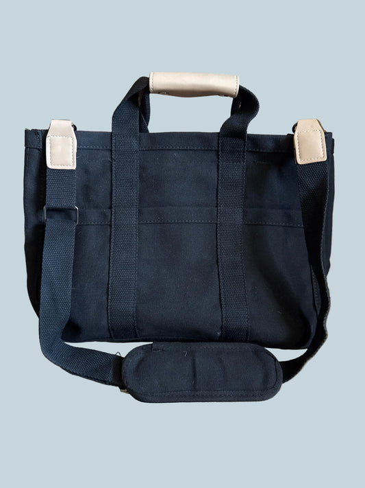 Multi Pucket Tote Bag. Like New.