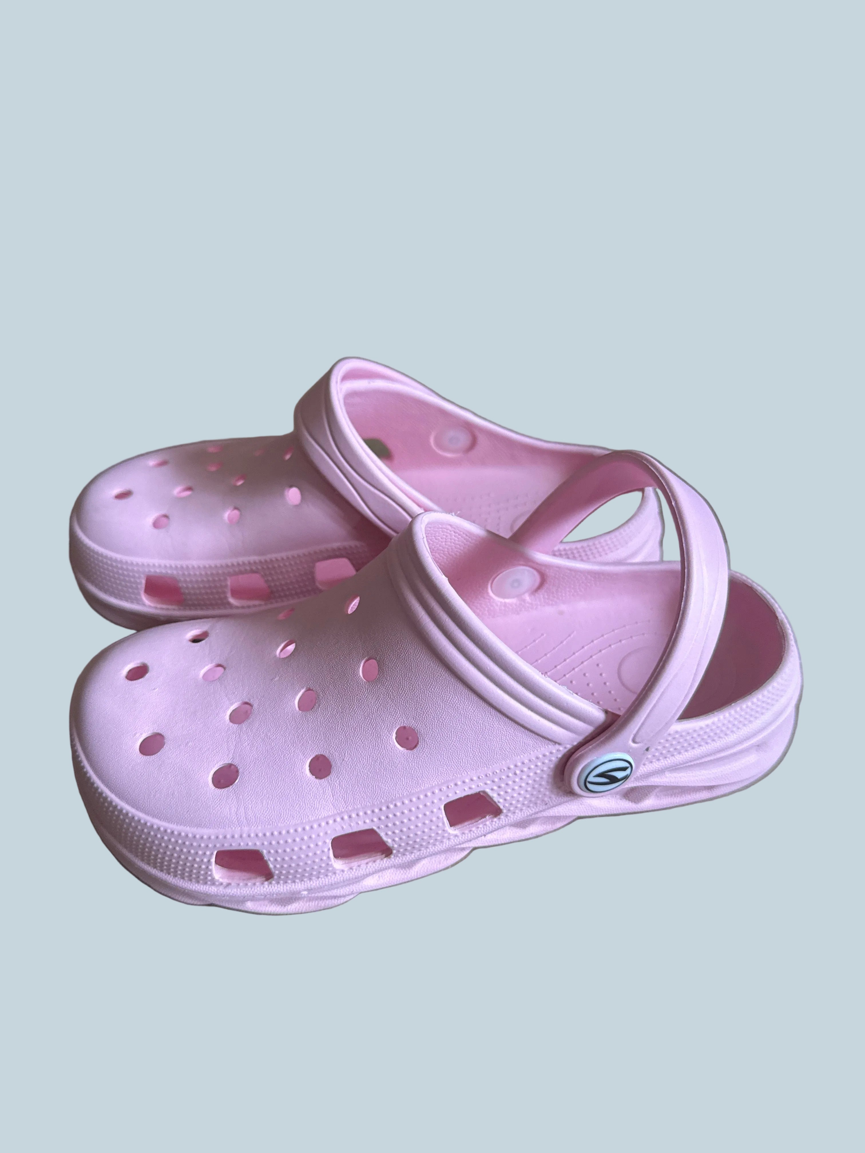 Slip-on Girls Shoe Sandals. Secondhand. Kids Size 1.5