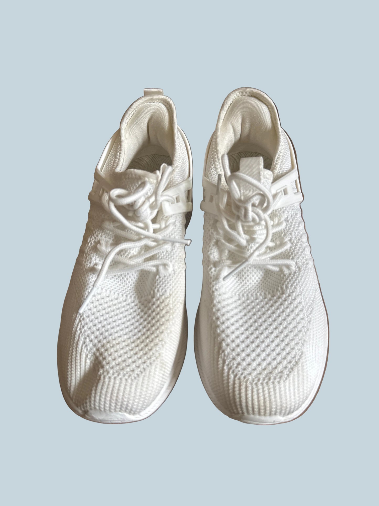 Men Women Walking Shoe. Like New. Size 38