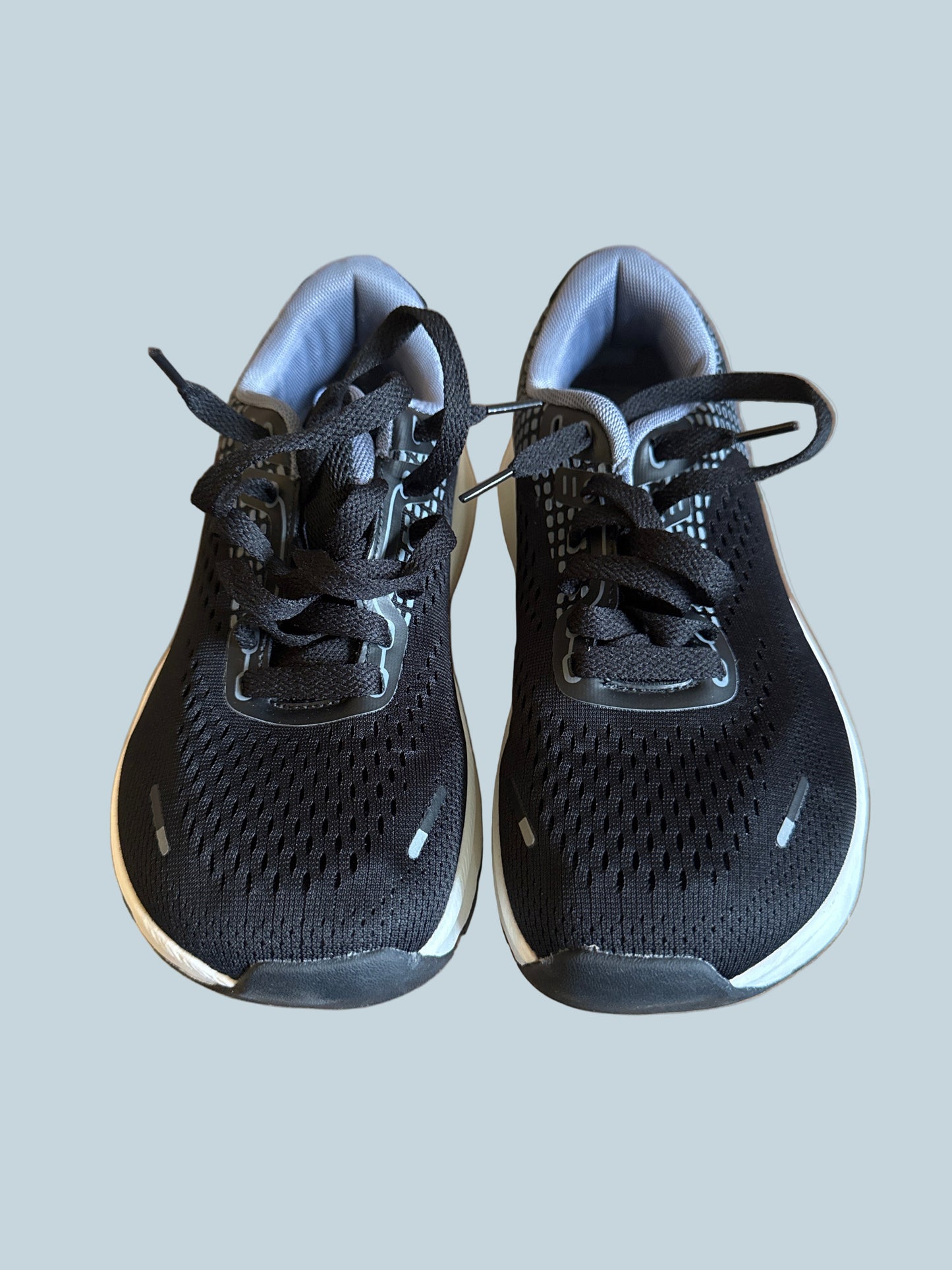 Jackshibo Men Box Walking Shoe Sneakers. Like New. Size 40