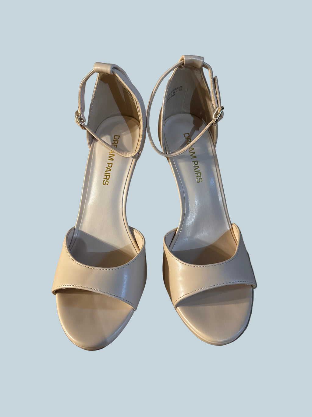 Dream Pairs Women High Heeled Shoe Sandals. Like New. Size 8