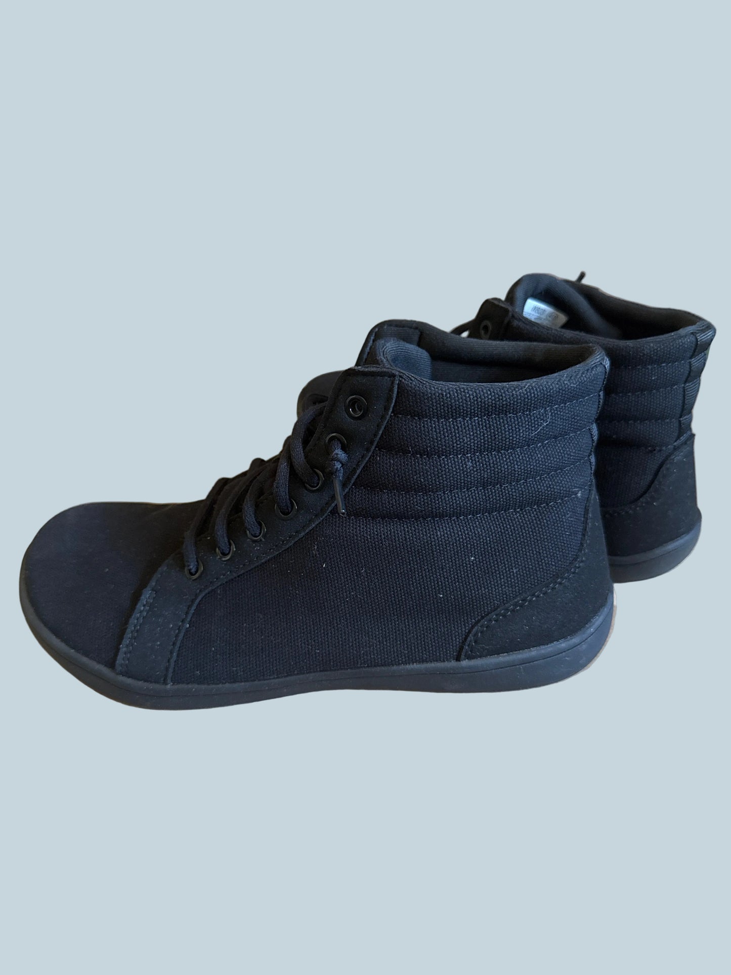 Whitin Men Women High Top Sneakers Shoe. Secondhand. Size 40