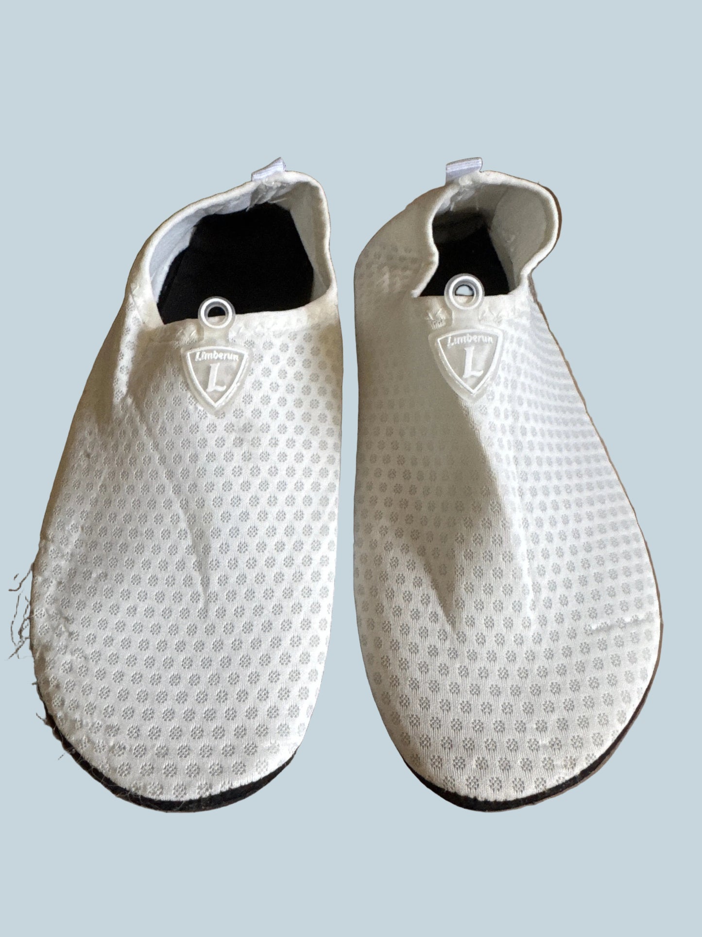 Limberun Men Women Water Shoe. Secondhand. Size L