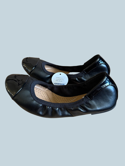 Gawbaw Women Ballet Flat Shoe. Like New. Size 9