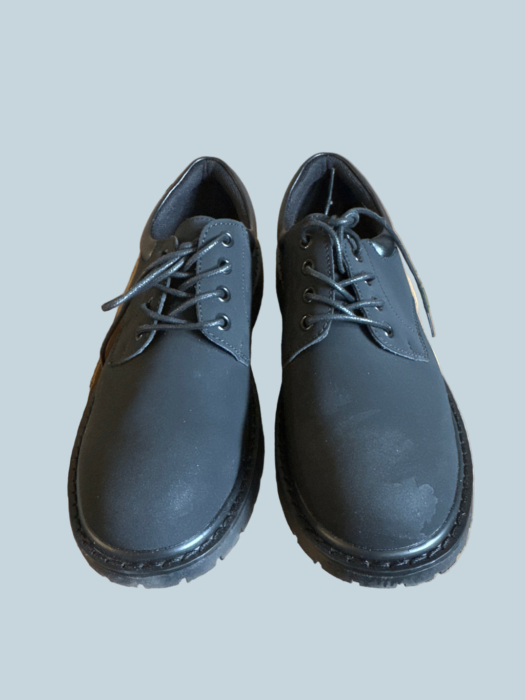 IUY Women Oxford shoe. Like New. Size 41