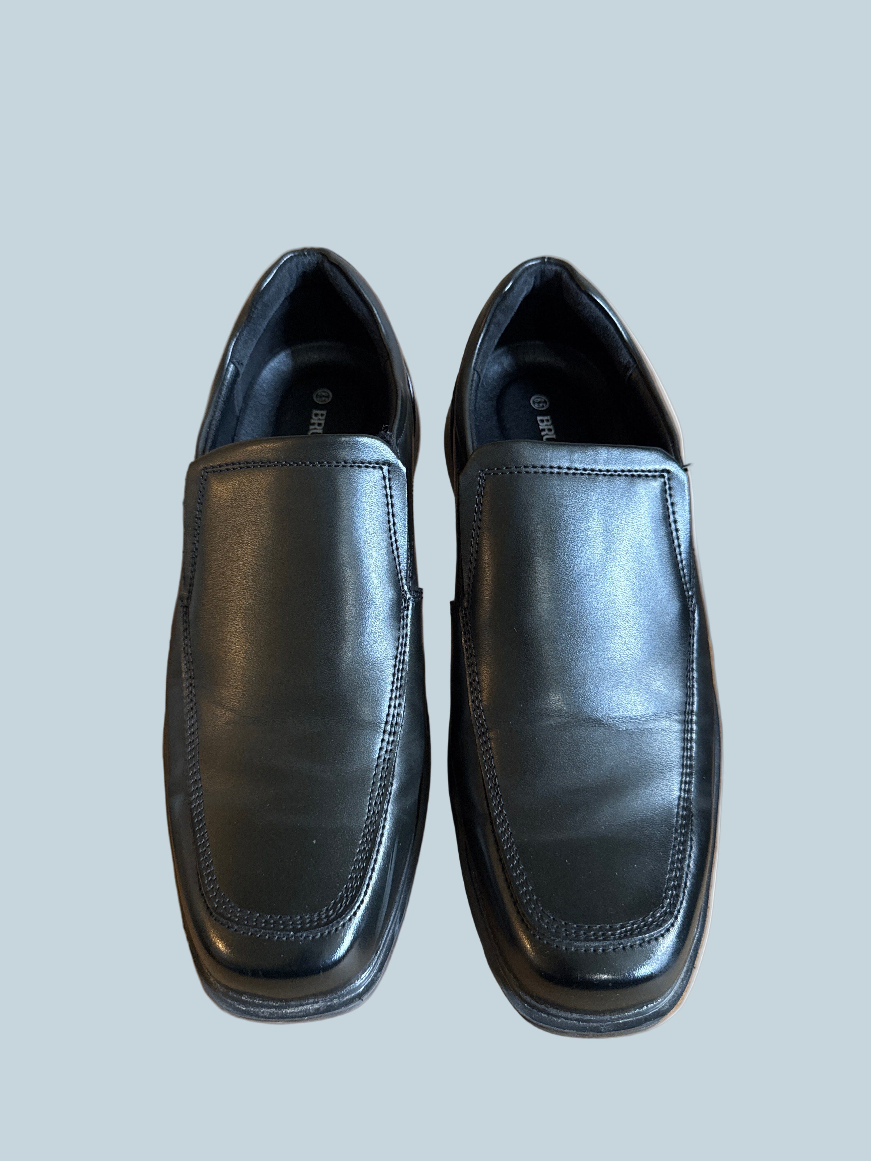 Bruno Marc Men Slipon Dress Shoe. Like New. Size 8.5