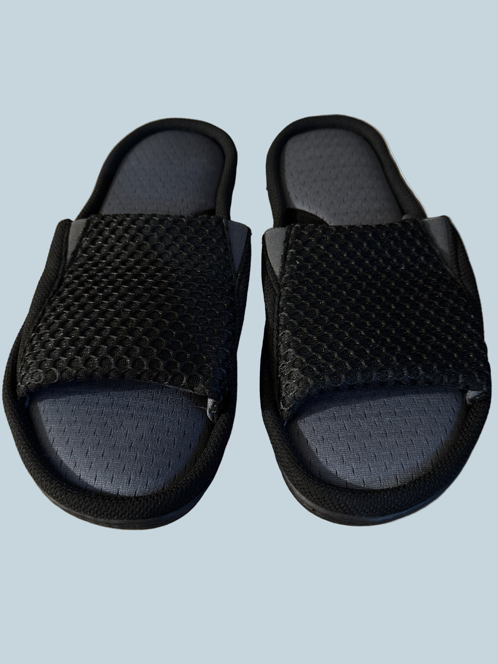 Men Slide Shoe Slippers. Like New. Size 11-12