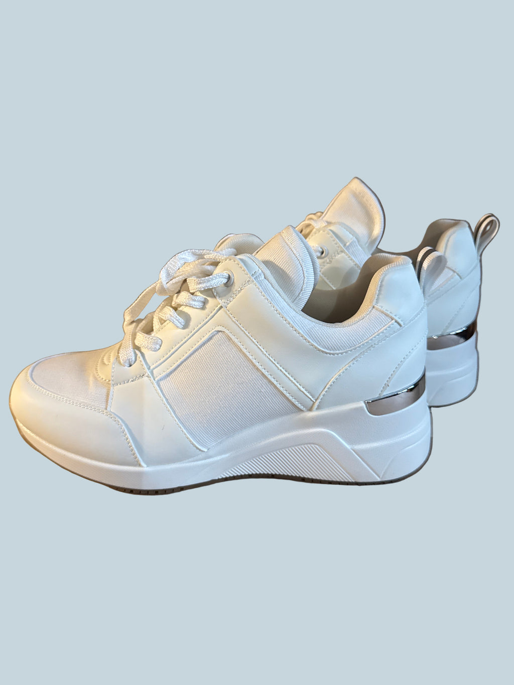 Women Fashion Wedge Shoe Sneakers. Like New. Size 10