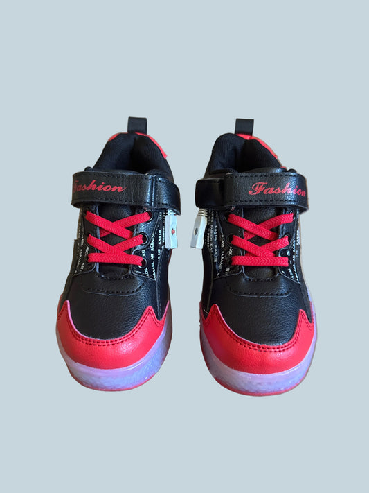 Kids Fashion Wheeled USP Charging Light Up Boys Shoe Sneakers. Like New. Kid Size 11.5