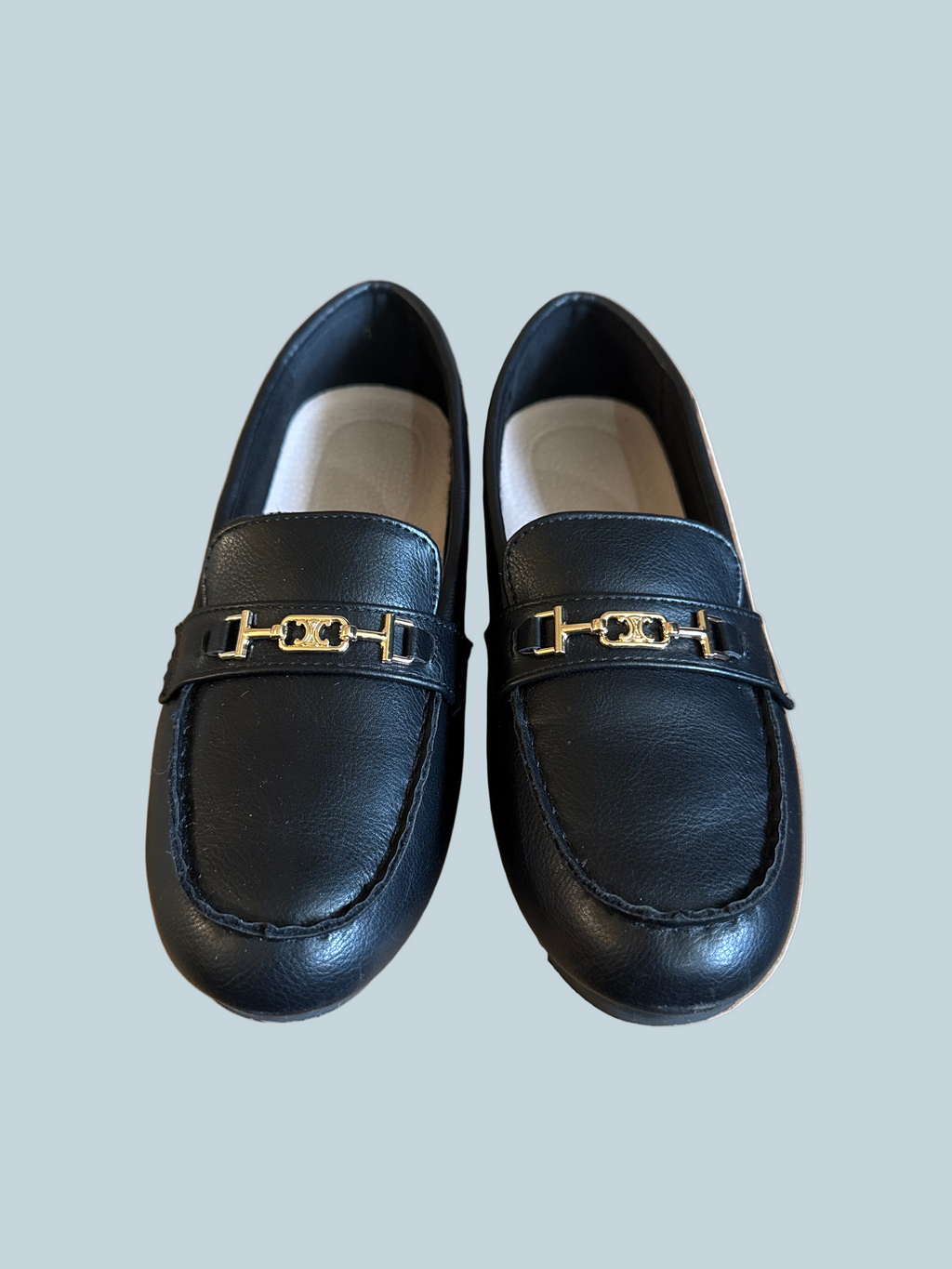 Women Loafer Slide Flat Shoe. Like New. Size 8