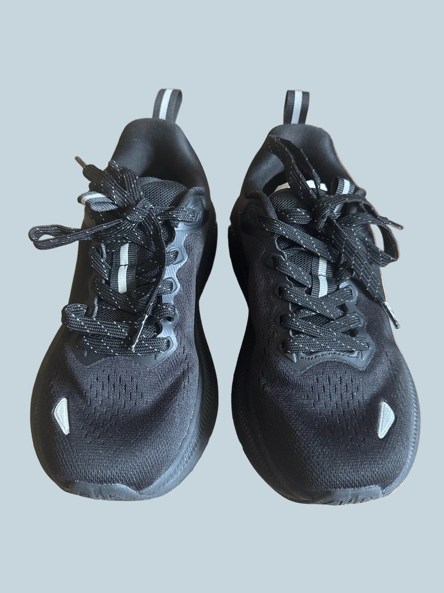 Nortiv8. Men Women Athletic Shoe. Like New. Size 6