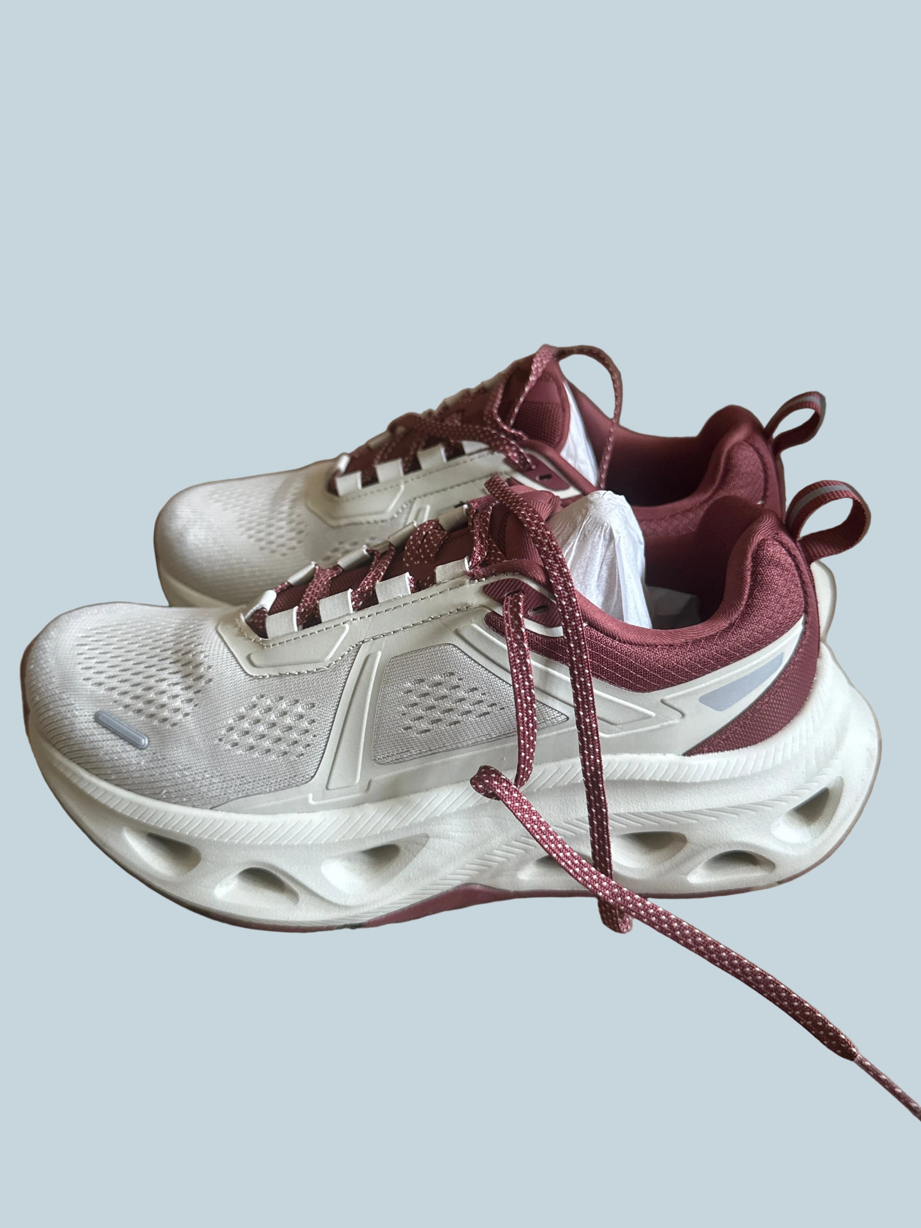 Nortiv8. Men Women Athletic Shoe. Like New. Size 7.5